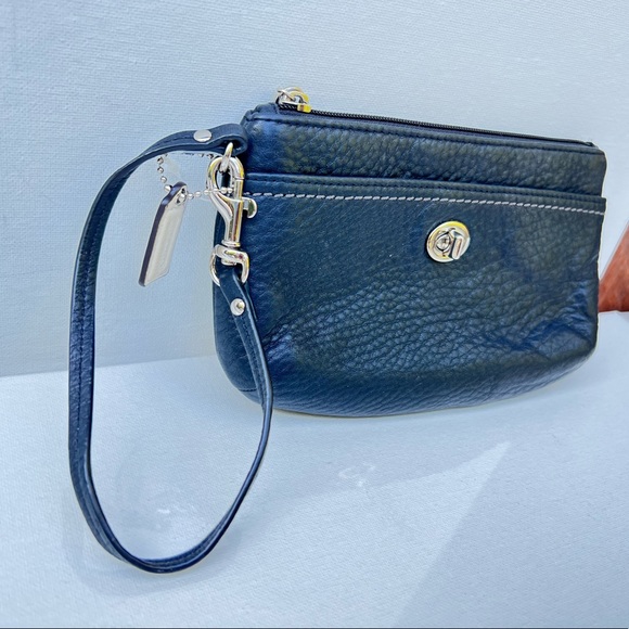 Coach Black Wristlet F49472 - Picture 4 of 11